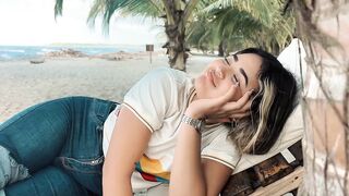 I Met a Girl on the Way to the Beach and She Took Me to Live Something I Didn't Expect