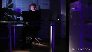 Karina King And Miss Sally - SinfulXXX