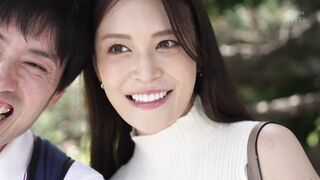 On A Company Trip… I Gave My Wife Only A Towel And Let Her Enter The Men’s Bath Where The Sexually Active Men Gather. Mary Tachibana