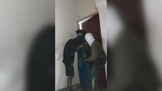 Two Theives Fucks Lonely Women