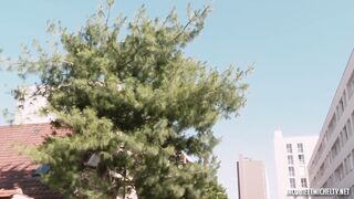 Marie, 30 Ans, Reçoit Deux Bites En Surprise