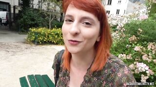 Pria, 32 Ans, Fleuriste Et Camgirl Sur Paris