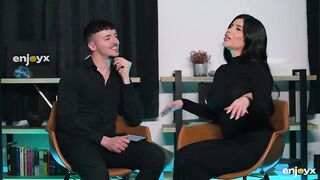 Thick Milf Sara Retali POV
