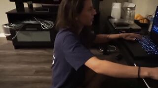 ManyVids - San Diego Fun - Febby Twigs